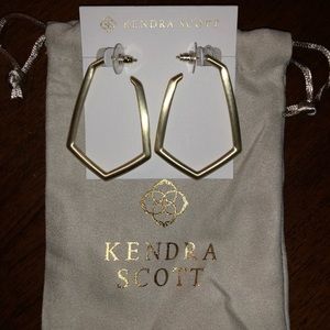 Kendra Scott Lonnie Gold Hoops NEW